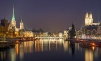 panorama-of-zurich-at-night-P5S5K35